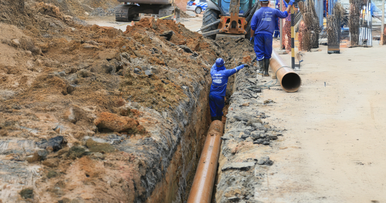 ¿Qué materiales se deben tomar en cuenta y son necesarios para una red de agua potable?